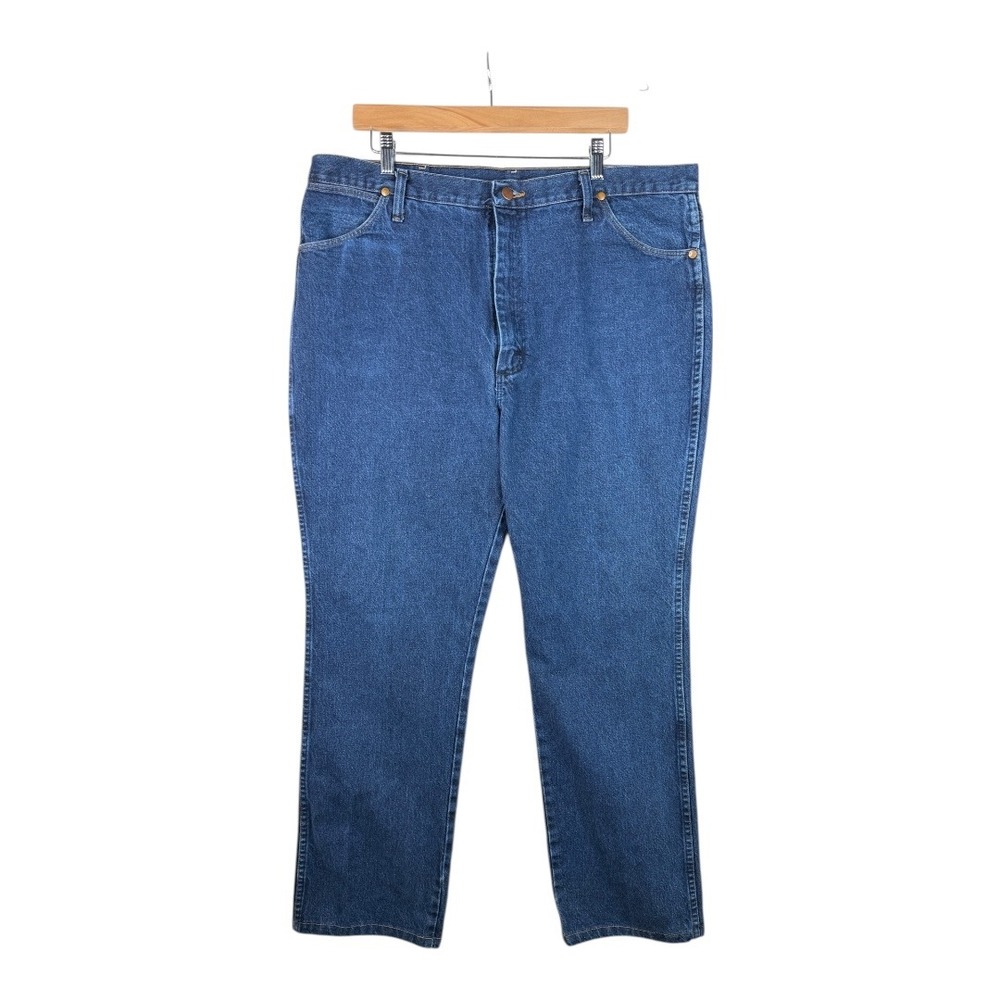 Wrangler Men's Straight Jeans size 40 X 32 Blue‎